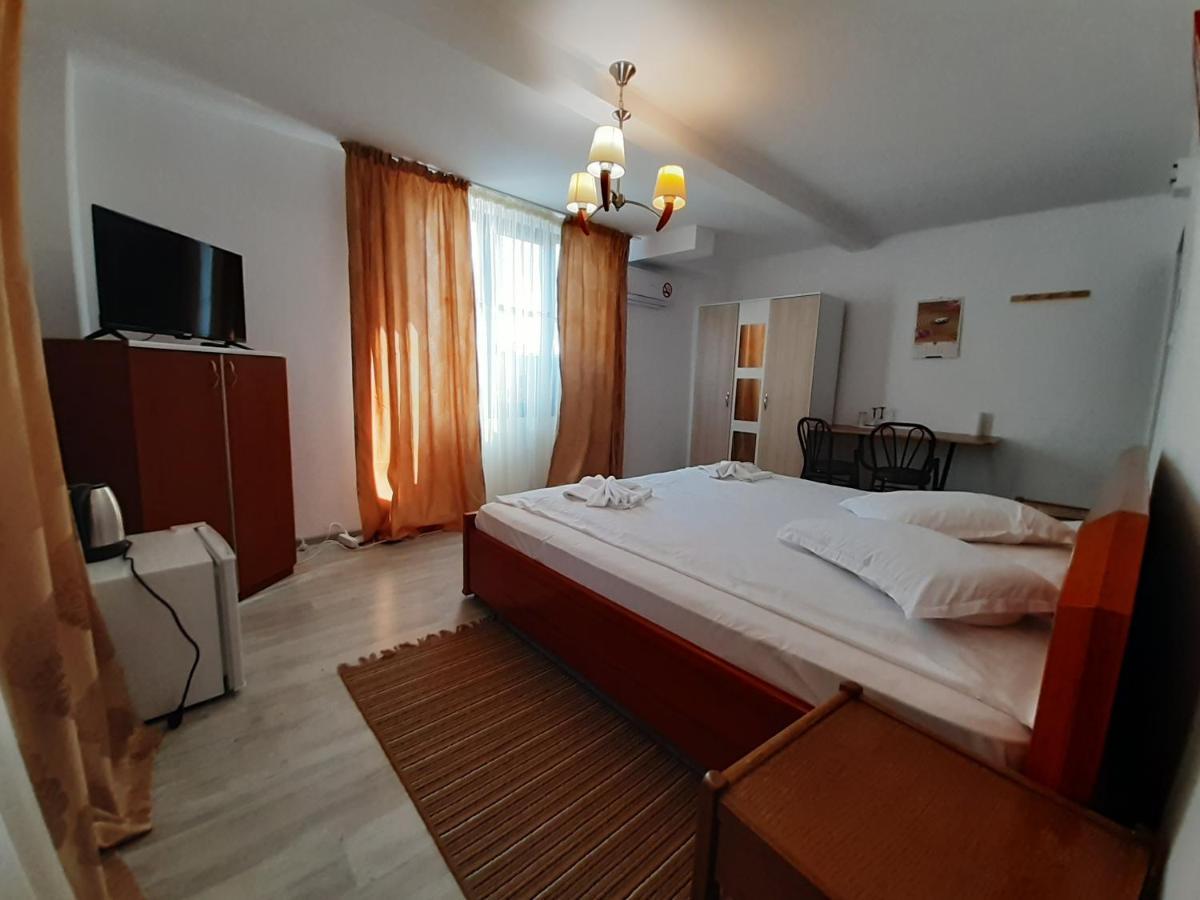 Copou Holding House Apartment ยาช ภายนอก รูปภาพ