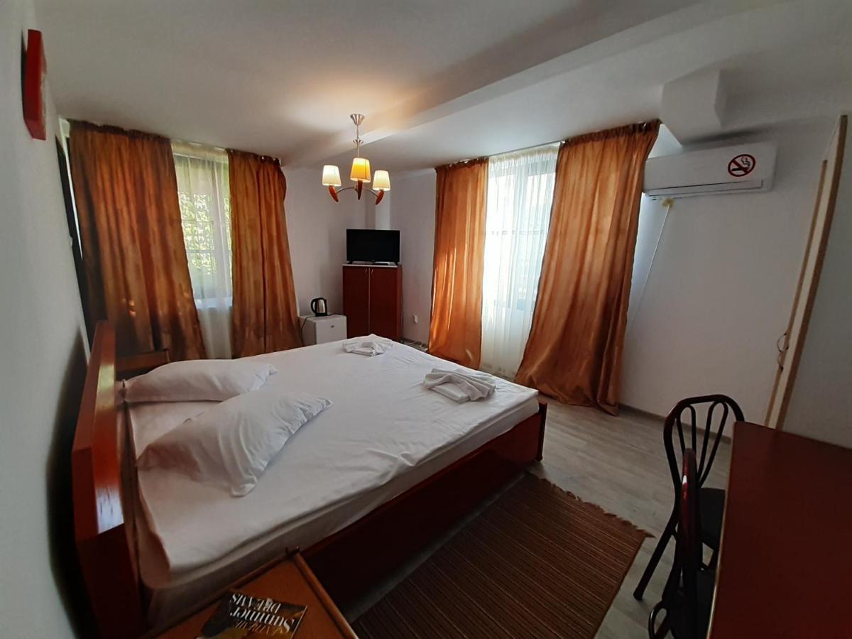 Copou Holding House Apartment ยาช ภายนอก รูปภาพ